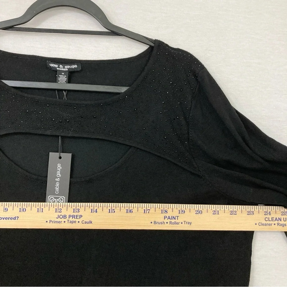 New Cable & Gauge Embellished Black Soft Stretch Knit Crew Neck Cut Out Top 1X - Picture 7 of 9